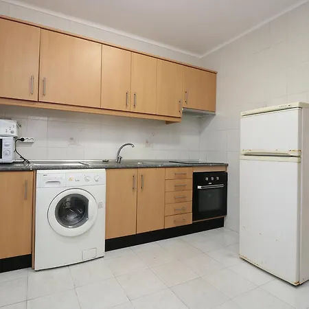 Lena Албуфейра